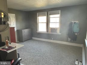 88 4TH Avenue, Broomall PA 19008