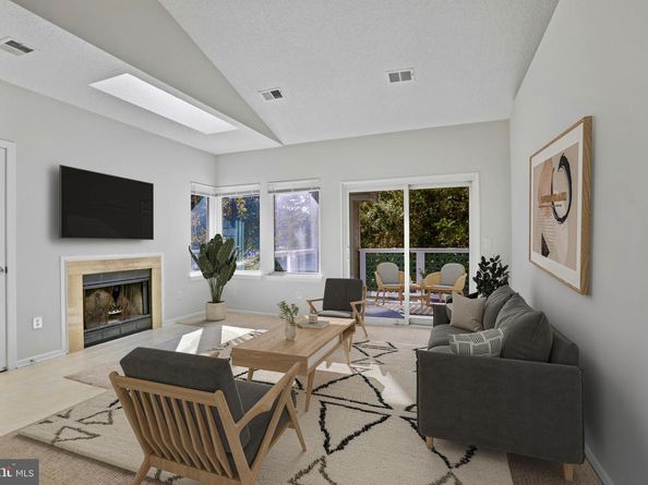 11737 Summerchase Circle, Reston VA 20194