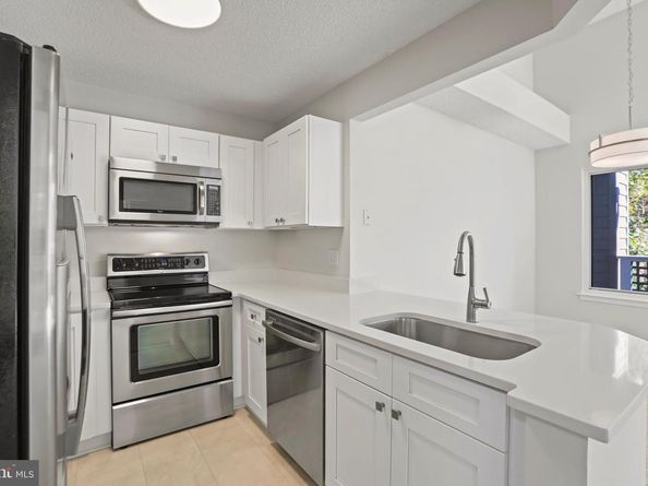11737 Summerchase Circle, Reston VA 20194