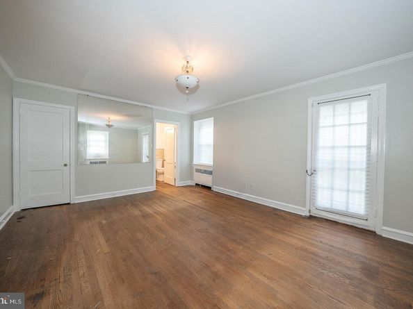 1200 W 65TH Avenue, Philadelphia PA 19126