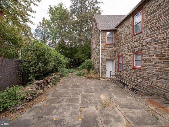 1200 W 65TH Avenue, Philadelphia PA 19126