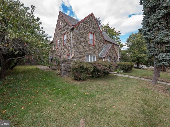 1200 W 65TH Avenue, Philadelphia PA 19126