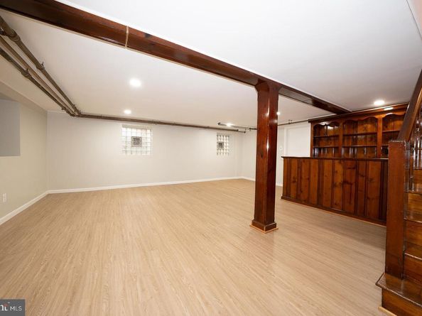 1200 W 65TH Avenue, Philadelphia PA 19126