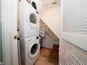 7220 Ridge Avenue G, Philadelphia PA 19128