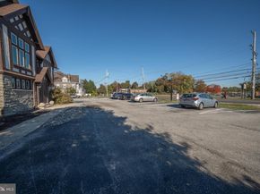 7220 Ridge Avenue G, Philadelphia PA 19128