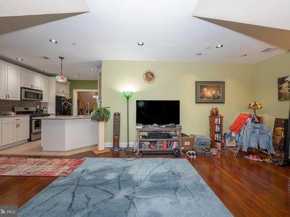 7220 Ridge Avenue G, Philadelphia PA 19128