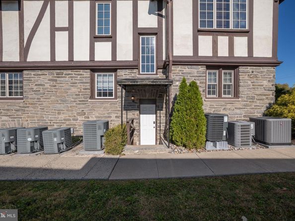 7220 Ridge Avenue G, Philadelphia PA 19128