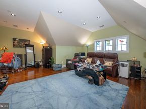 7220 Ridge Avenue G, Philadelphia PA 19128