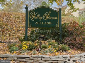108 Valley Stream Circle 108A, Chesterbrook PA 19087
