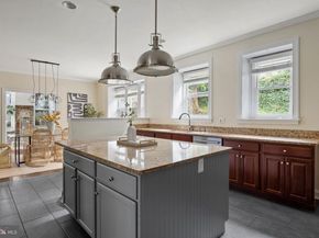 6653 Lincoln Drive, Philadelphia PA 19119