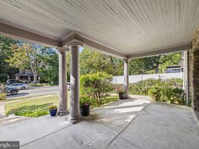 6653 Lincoln Drive, Philadelphia PA 19119