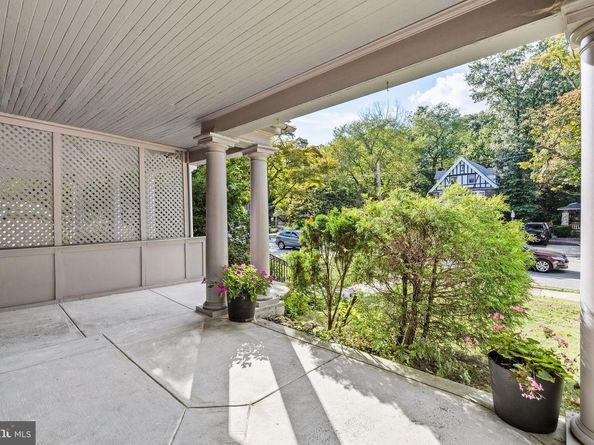 6653 Lincoln Drive, Philadelphia PA 19119