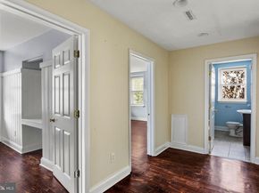 6653 Lincoln Drive, Philadelphia PA 19119