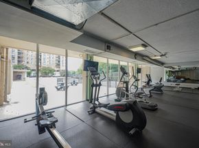 4600 S Four Mile Run Drive 423, Arlington VA 22204