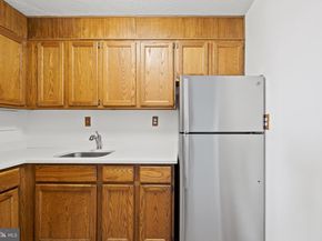 4600 S Four Mile Run Drive 423, Arlington VA 22204