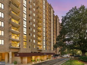 4500 S Four Mile Run Drive S 910, Arlington VA 22204