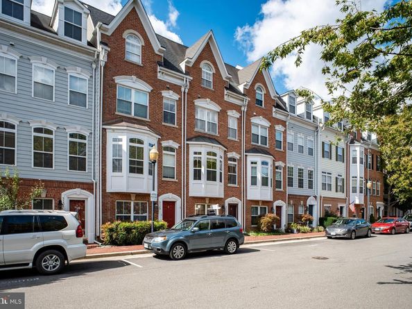 5127 Gardner Drive, Alexandria VA 22304
