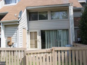 1072 Norwood Court, Sterling VA 20164