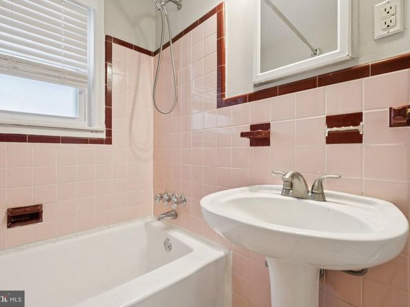 271 Drexel Avenue, Lansdowne PA 19050