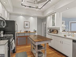 562 Leverington Avenue, Philadelphia PA 19128