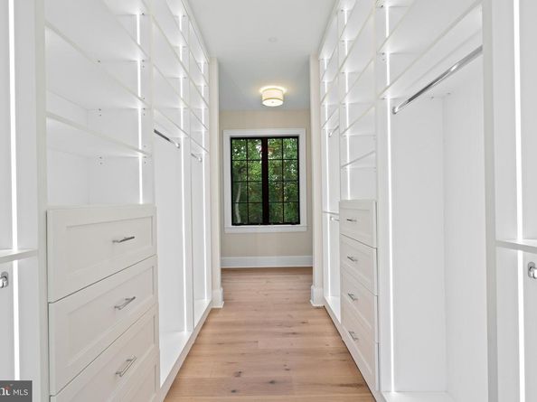 2850 Arizona Terrace NW, Washington DC 20016