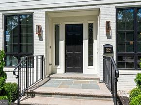 2850 Arizona Terrace NW, Washington DC 20016