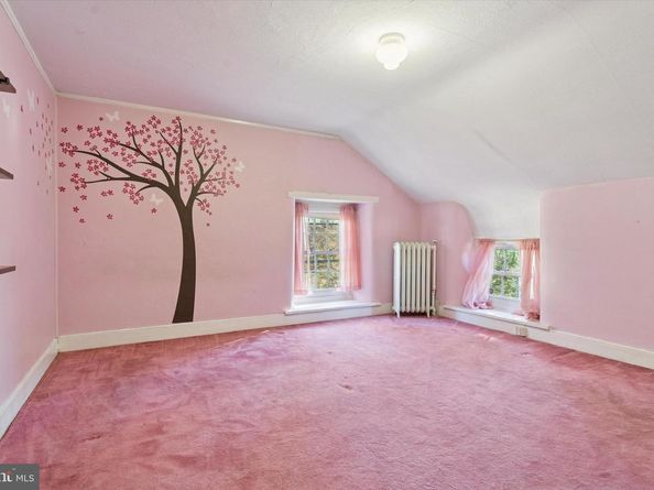 8201 New Second Street, Elkins Park PA 19027