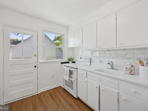 1228 Old Lane, Drexel Hill PA 19026
