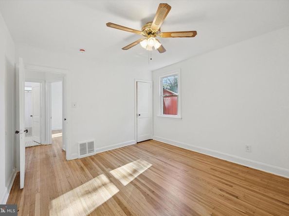 1228 Old Lane, Drexel Hill PA 19026