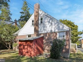 1228 Old Lane, Drexel Hill PA 19026