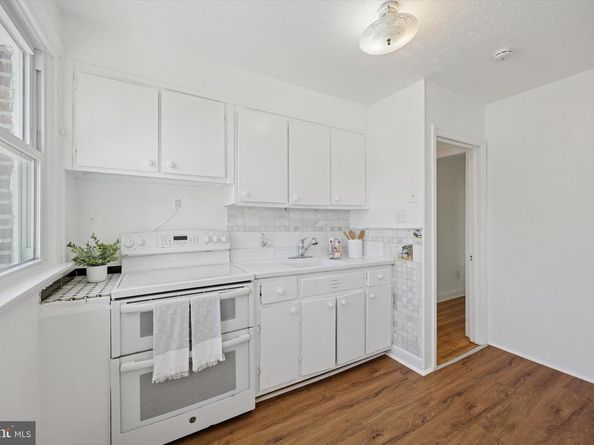 1228 Old Lane, Drexel Hill PA 19026