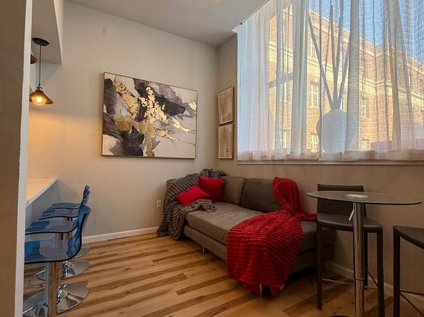 1601 Spring Garden Street 318, Philadelphia PA 19130