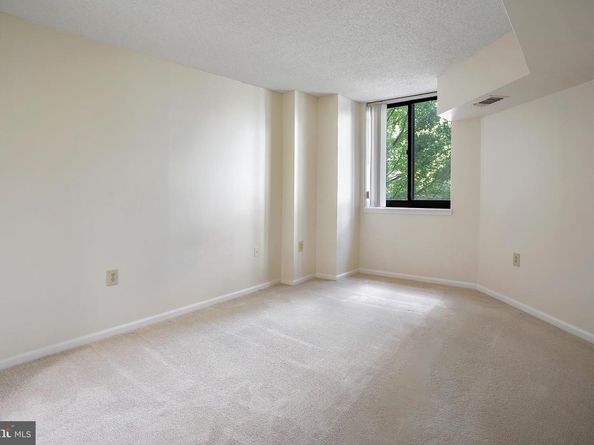 1001 N Randolph Street 215, Arlington VA 22201