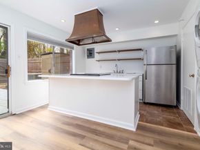 124 Macklenburg Drive, Penllyn PA 19422