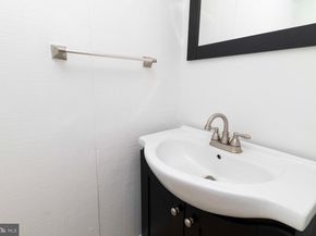 124 Macklenburg Drive, Penllyn PA 19422