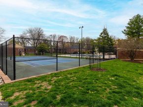 124 Macklenburg Drive, Penllyn PA 19422