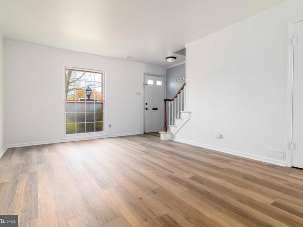 124 Macklenburg Drive, Penllyn PA 19422