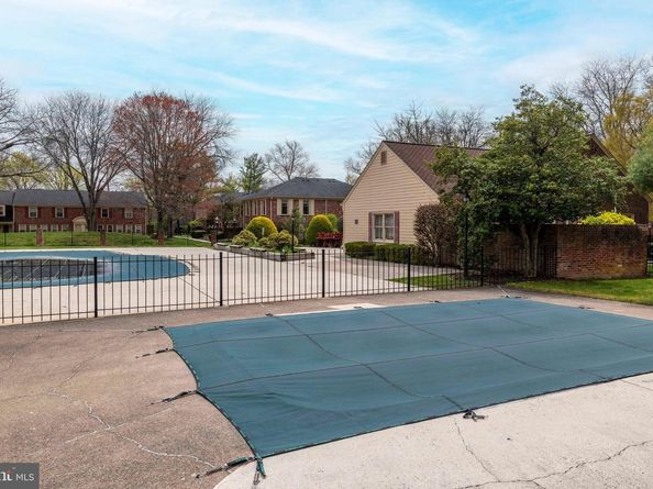 124 Macklenburg Drive, Penllyn PA 19422