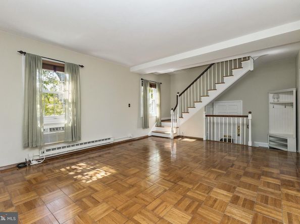 1609 Preston Road, Alexandria VA 22302