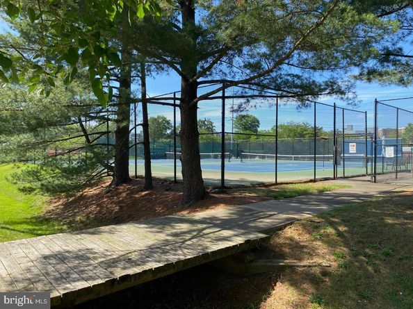 1609 Preston Road, Alexandria VA 22302