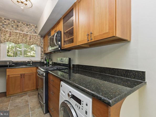 1609 Preston Road, Alexandria VA 22302