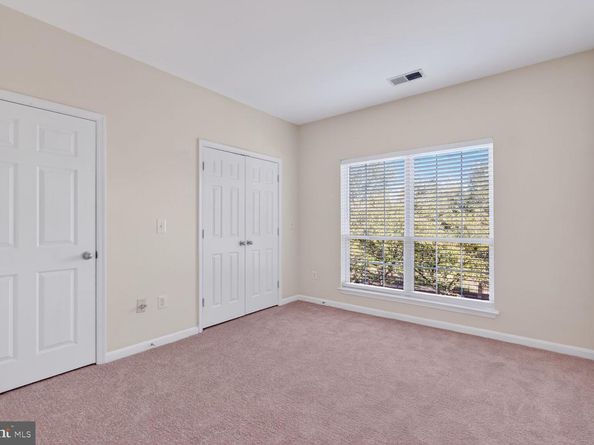 4850 Eisenhower Avenue 201, Alexandria VA 22304