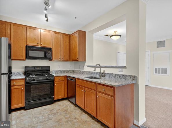 4850 Eisenhower Avenue 201, Alexandria VA 22304