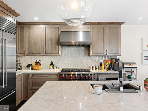 212 N 21st Street 1, Philadelphia PA 19103