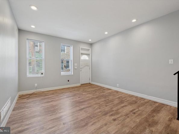 2525 N Douglas Street, Philadelphia PA 19132