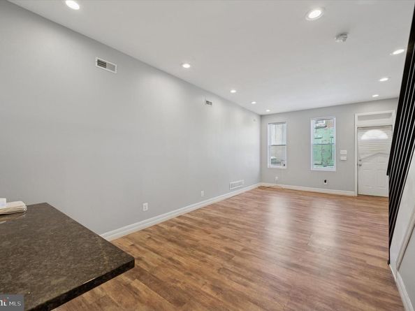 2525 N Douglas Street, Philadelphia PA 19132