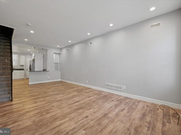 2525 N Douglas Street, Philadelphia PA 19132