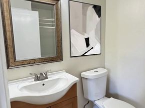 816 South Avenue K9, Secane PA 19018