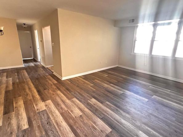 816 South Avenue K9, Secane PA 19018