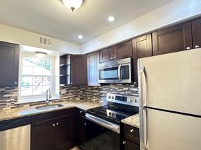 816 South Avenue K9, Secane PA 19018